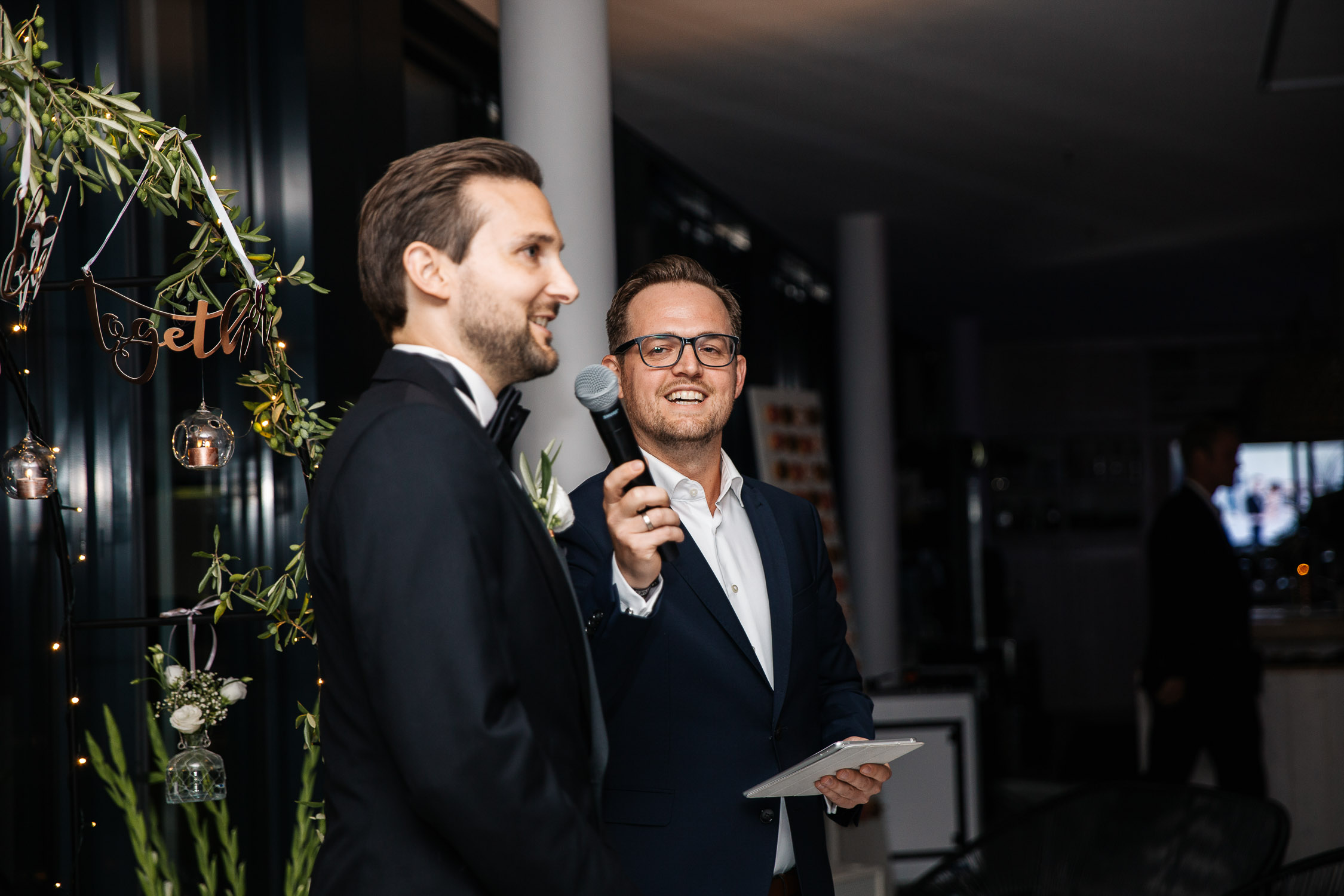 Nina Buschenhofen, Fotografie, Düsseldorf, Sturmfreie Bude, Hochzeitsreportage, Reportage, Hochzeit