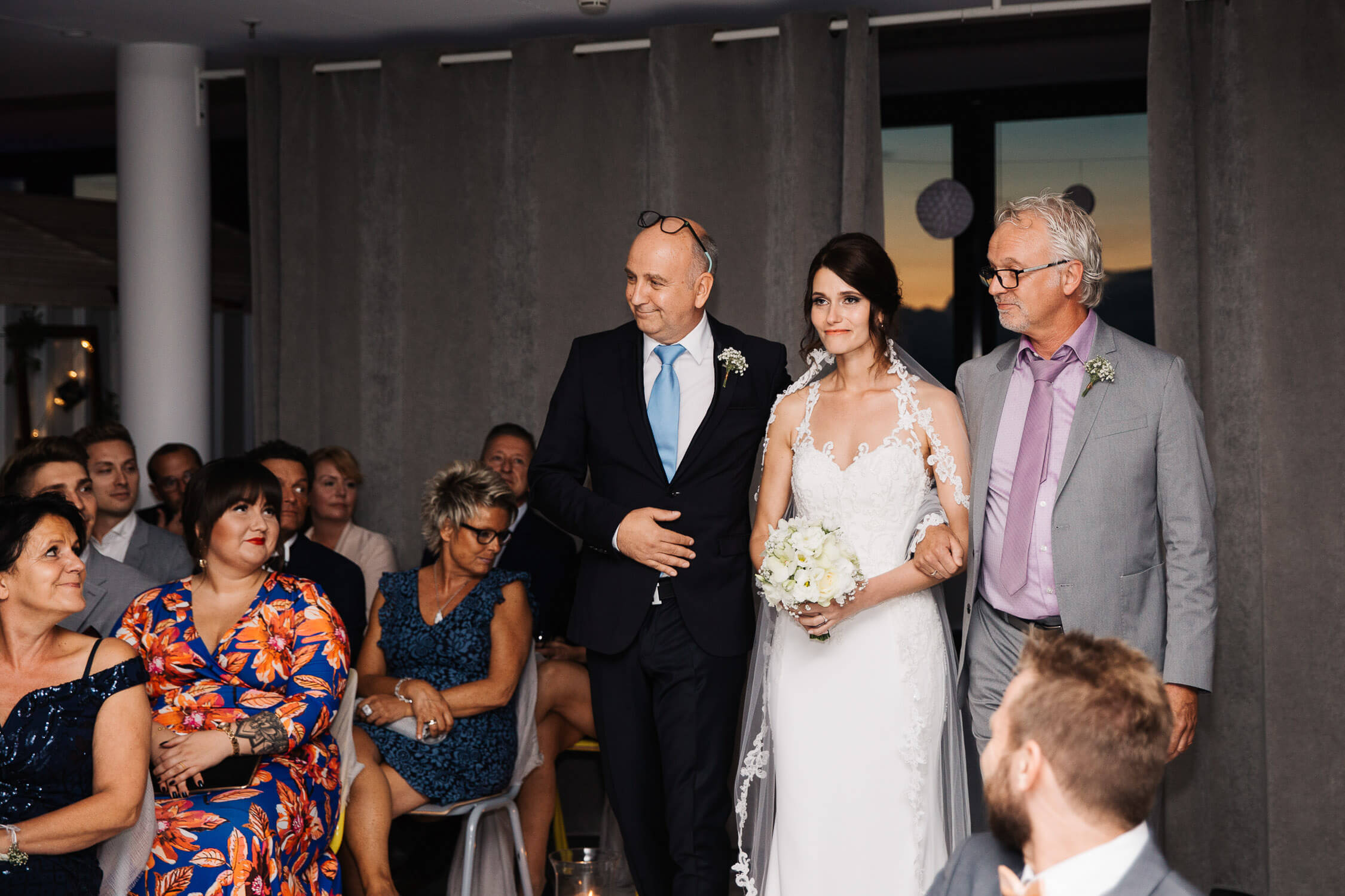Nina Buschenhofen, Fotografie, Düsseldorf, Sturmfreie Bude, Hochzeitsreportage, Reportage, Hochzeit