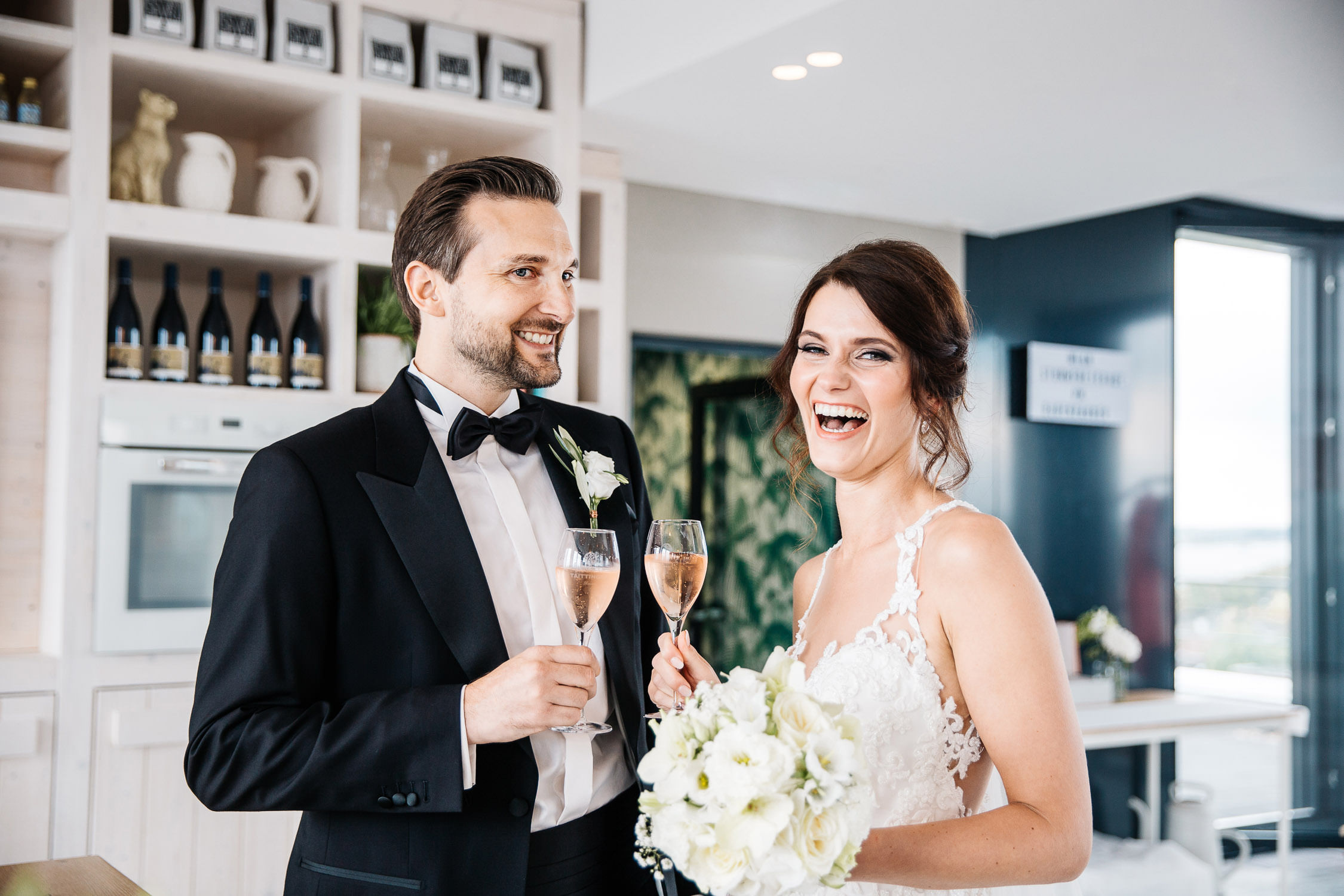 Nina Buschenhofen, Fotografie, Düsseldorf, Sturmfreie Bude, Hochzeitsreportage, Reportage, Hochzeit