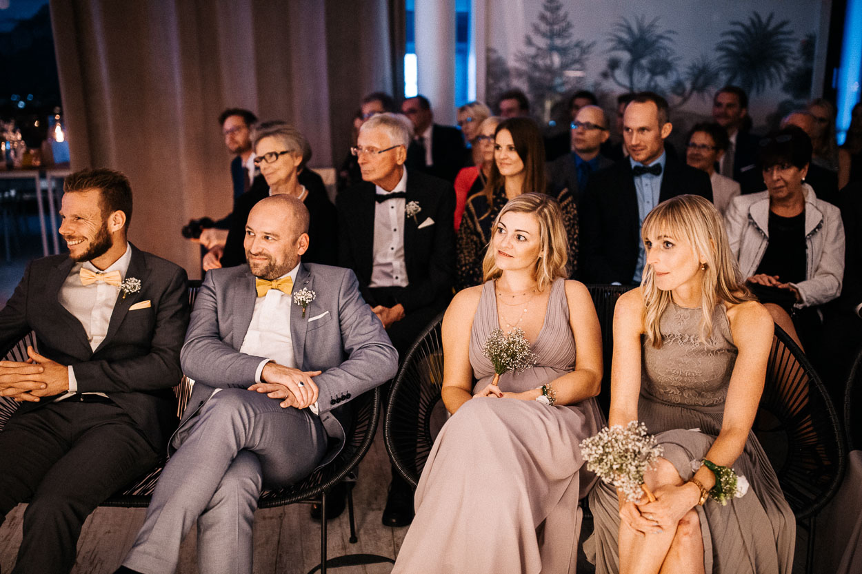 Nina Buschenhofen, Fotografie, Düsseldorf, Sturmfreie Bude, Hochzeitsreportage, Reportage, Hochzeit