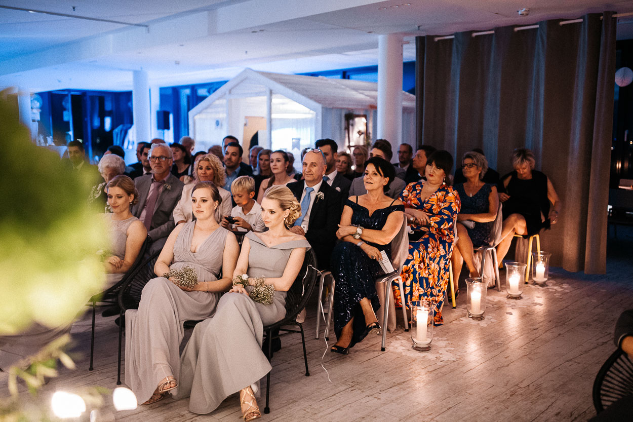 Nina Buschenhofen, Fotografie, Düsseldorf, Sturmfreie Bude, Hochzeitsreportage, Reportage, Hochzeit