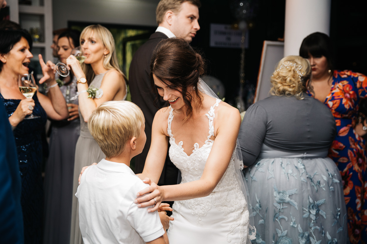 Nina Buschenhofen, Fotografie, Düsseldorf, Sturmfreie Bude, Hochzeitsreportage, Reportage, Hochzeit