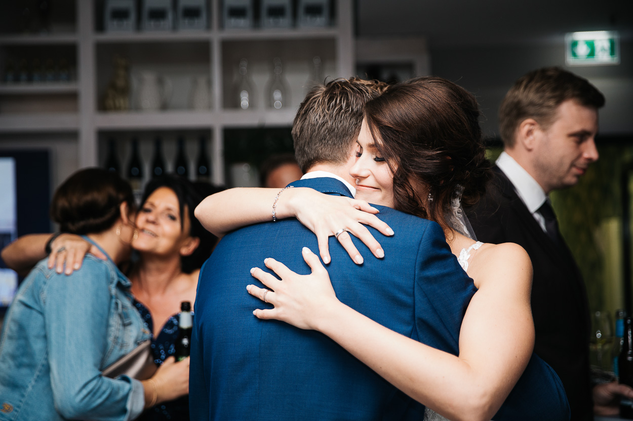 Nina Buschenhofen, Fotografie, Düsseldorf, Sturmfreie Bude, Hochzeitsreportage, Reportage, Hochzeit
