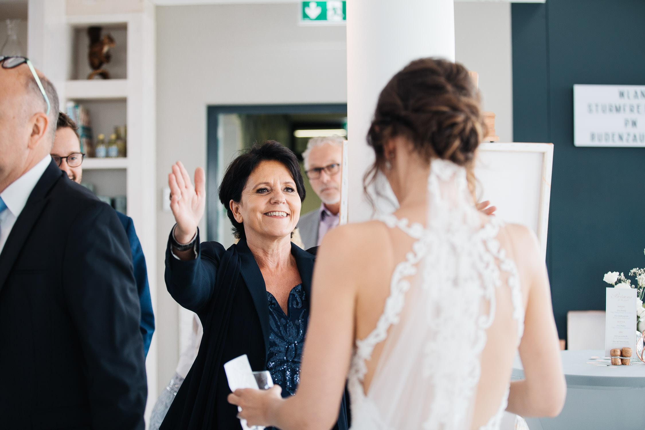 Nina Buschenhofen, Fotografie, Düsseldorf, Sturmfreie Bude, Hochzeitsreportage, Reportage, Hochzeit