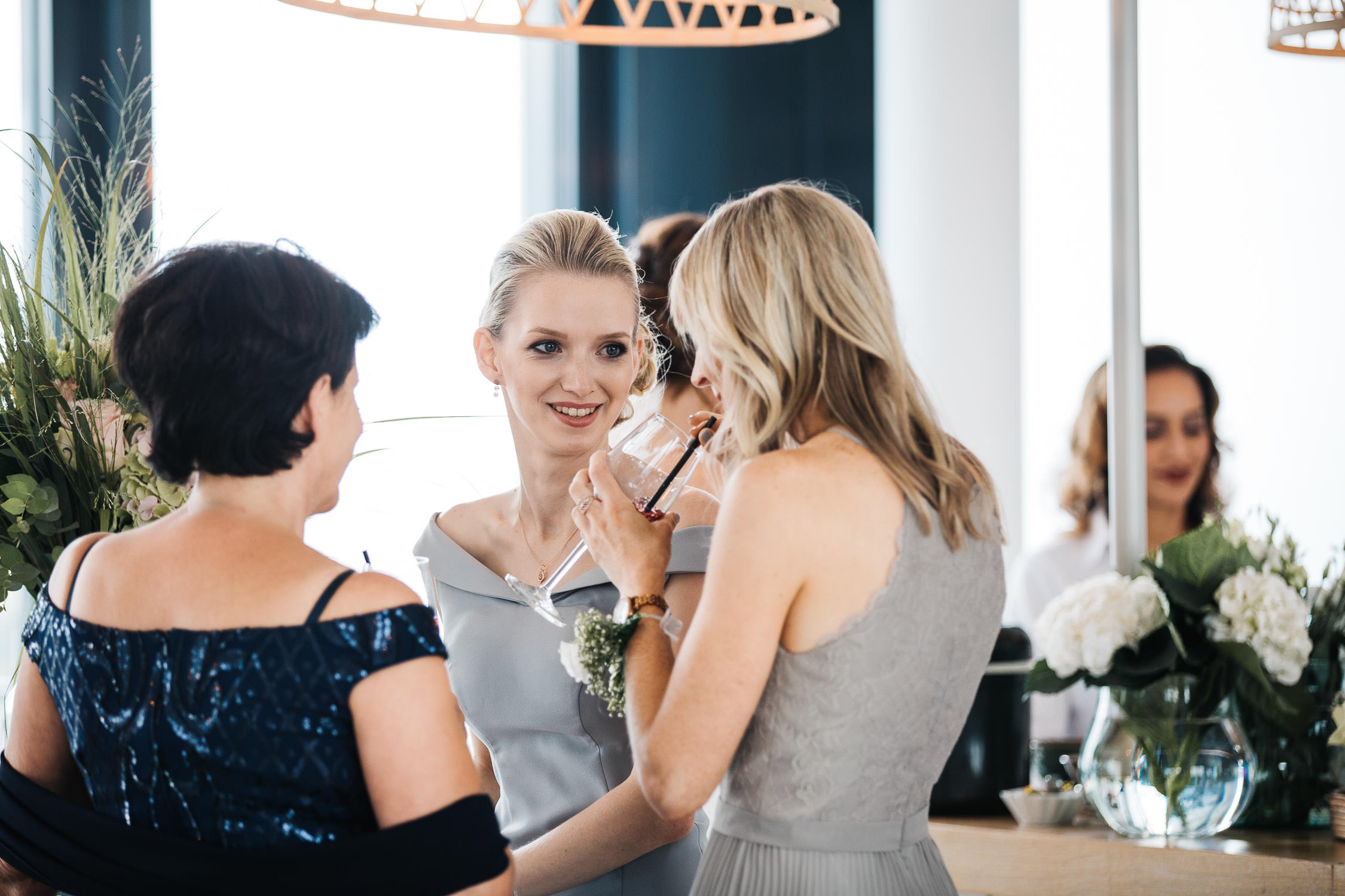 Nina Buschenhofen, Fotografie, Düsseldorf, Sturmfreie Bude, Hochzeitsreportage, Reportage, Hochzeit