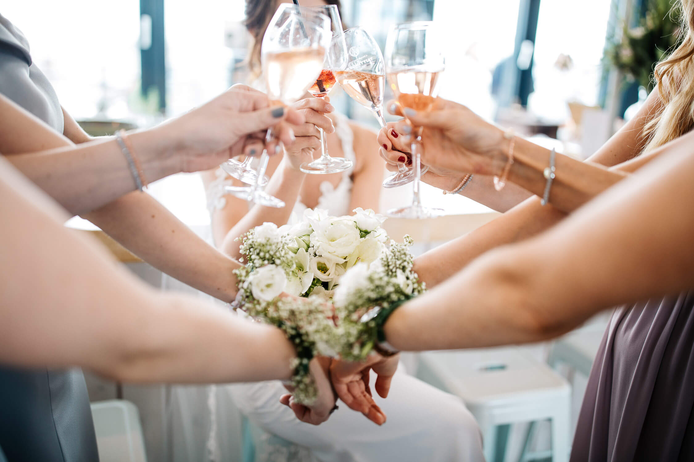 Nina Buschenhofen, Fotografie, Düsseldorf, Sturmfreie Bude, Hochzeitsreportage, Reportage, Hochzeit