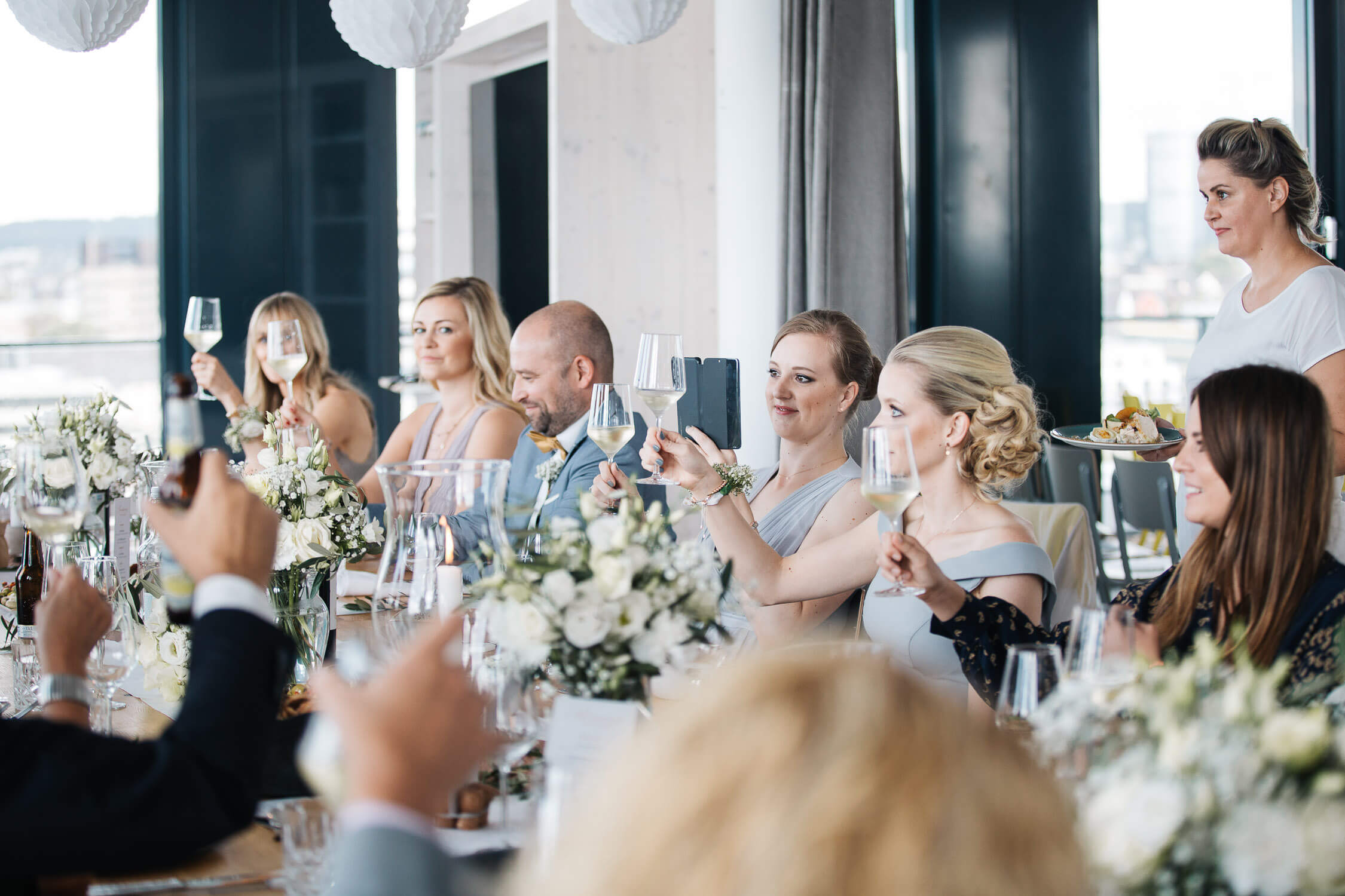 Nina Buschenhofen, Fotografie, Düsseldorf, Sturmfreie Bude, Hochzeitsreportage, Reportage, Hochzeit
