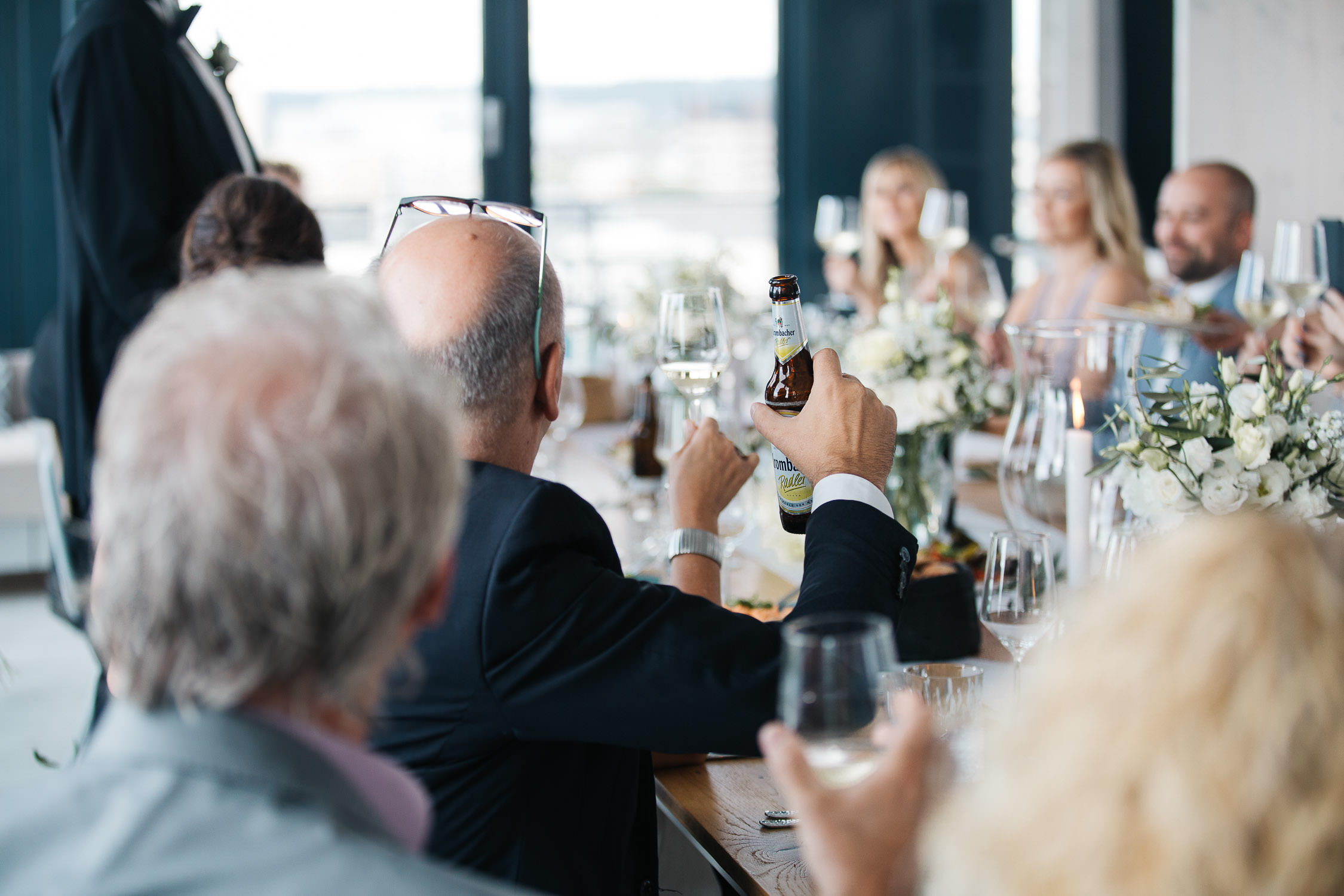 Nina Buschenhofen, Fotografie, Düsseldorf, Sturmfreie Bude, Hochzeitsreportage, Reportage, Hochzeit