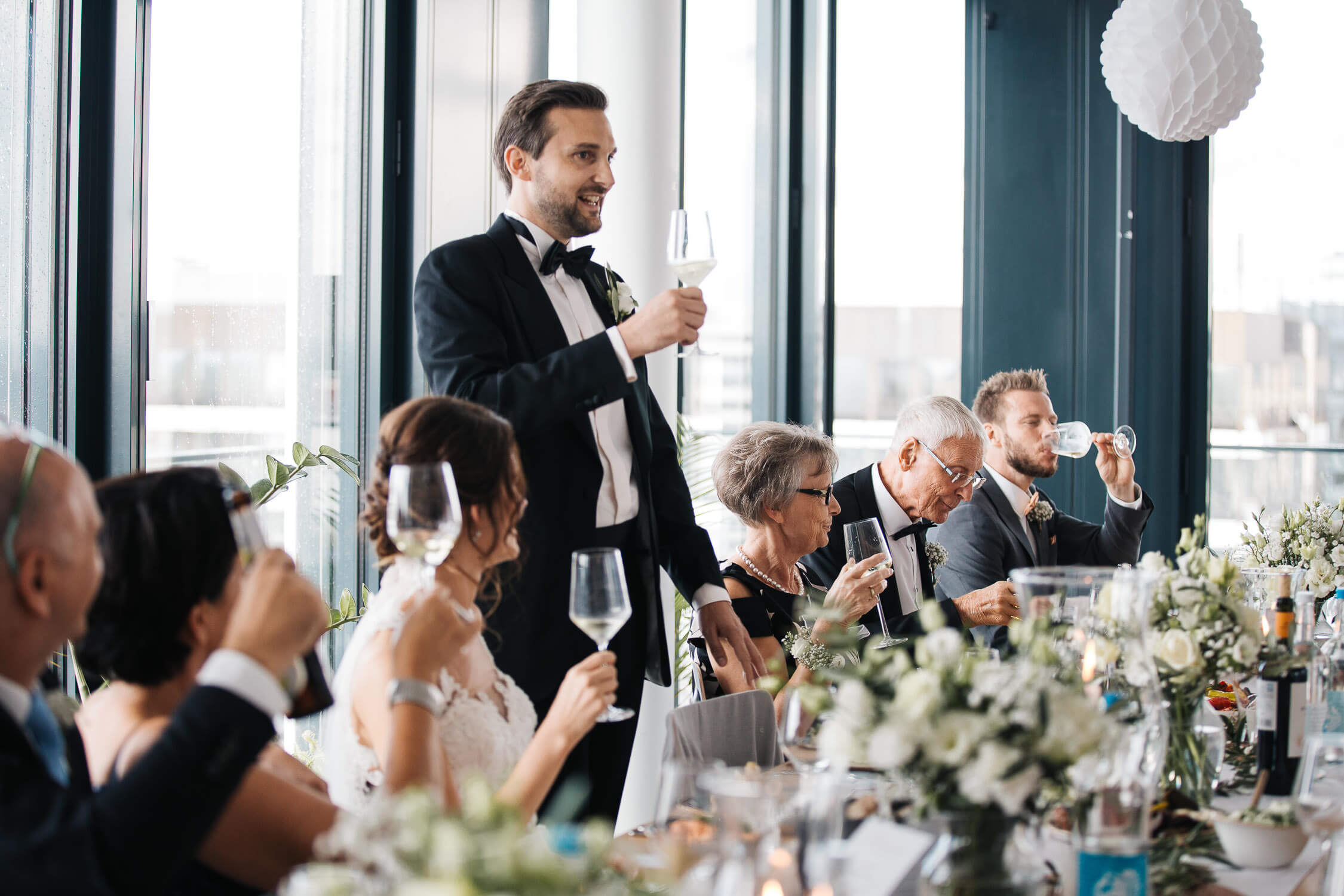 Nina Buschenhofen, Fotografie, Düsseldorf, Sturmfreie Bude, Hochzeitsreportage, Reportage, Hochzeit