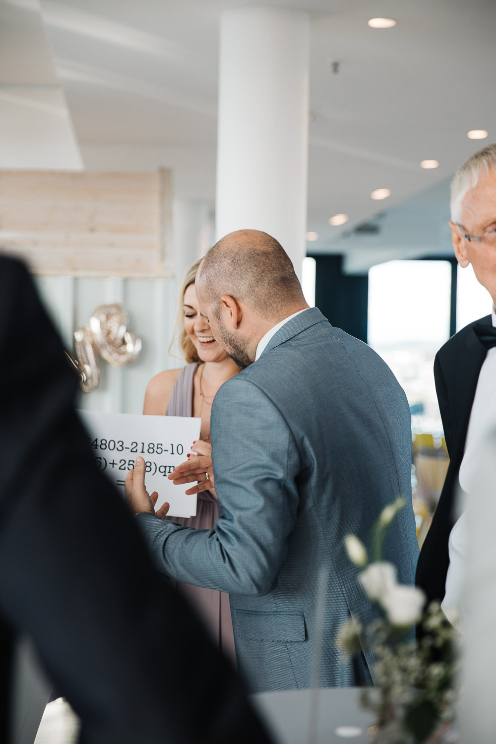 Nina Buschenhofen, Fotografie, Düsseldorf, Sturmfreie Bude, Hochzeitsreportage, Reportage, Hochzeit