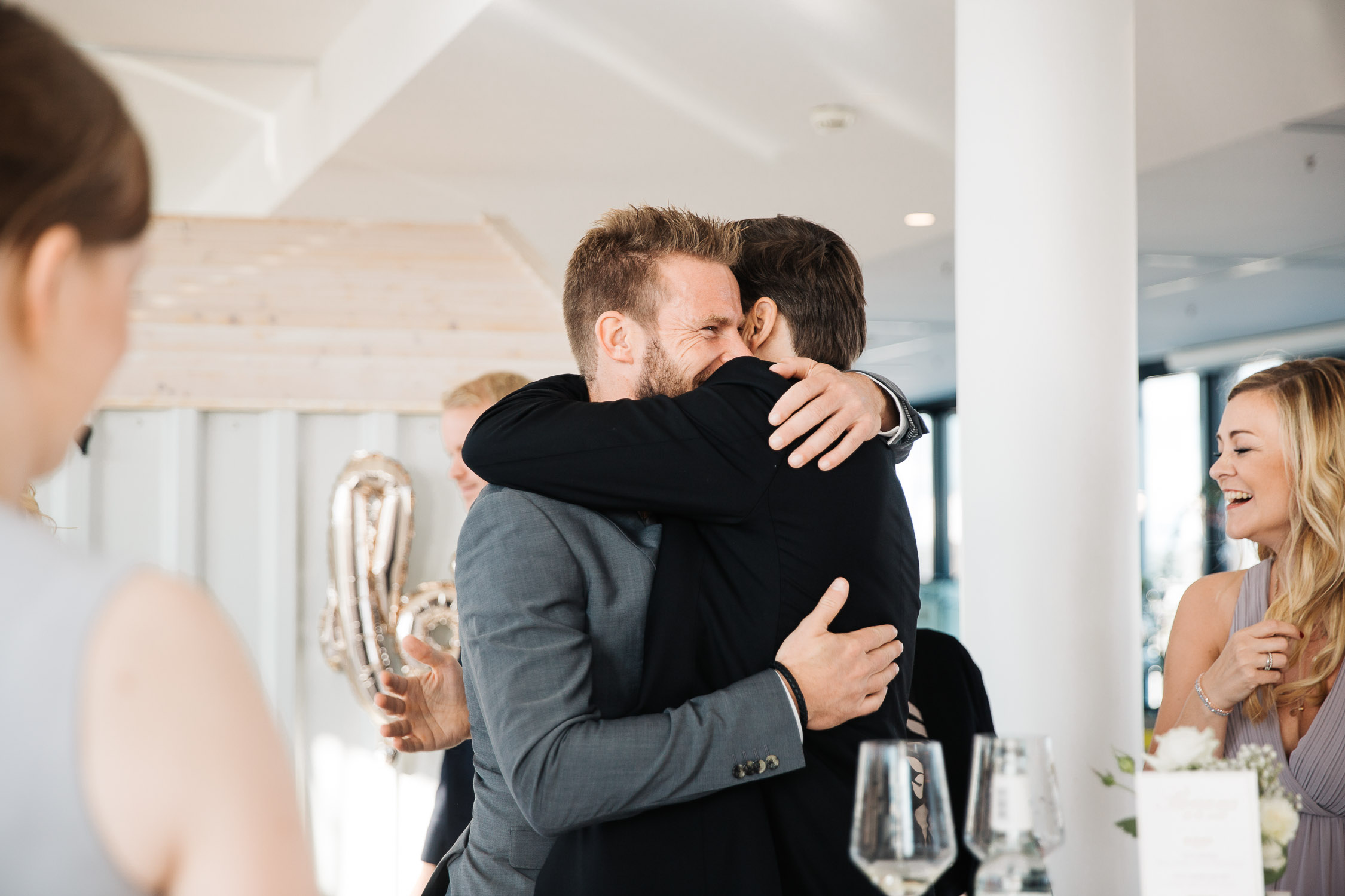 Nina Buschenhofen, Fotografie, Düsseldorf, Sturmfreie Bude, Hochzeitsreportage, Reportage, Hochzeit