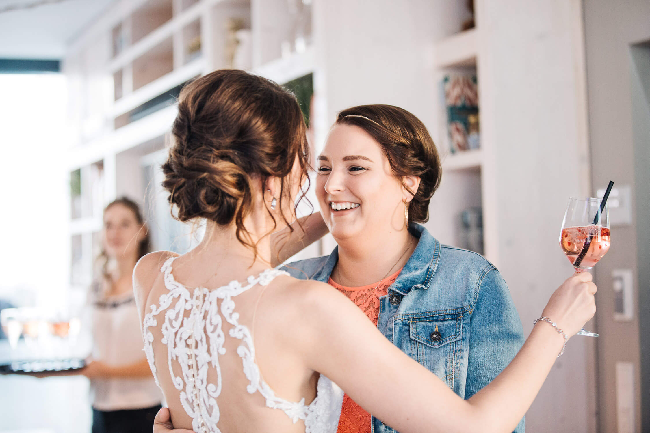 Nina Buschenhofen, Fotografie, Düsseldorf, Sturmfreie Bude, Hochzeitsreportage, Reportage, Hochzeit