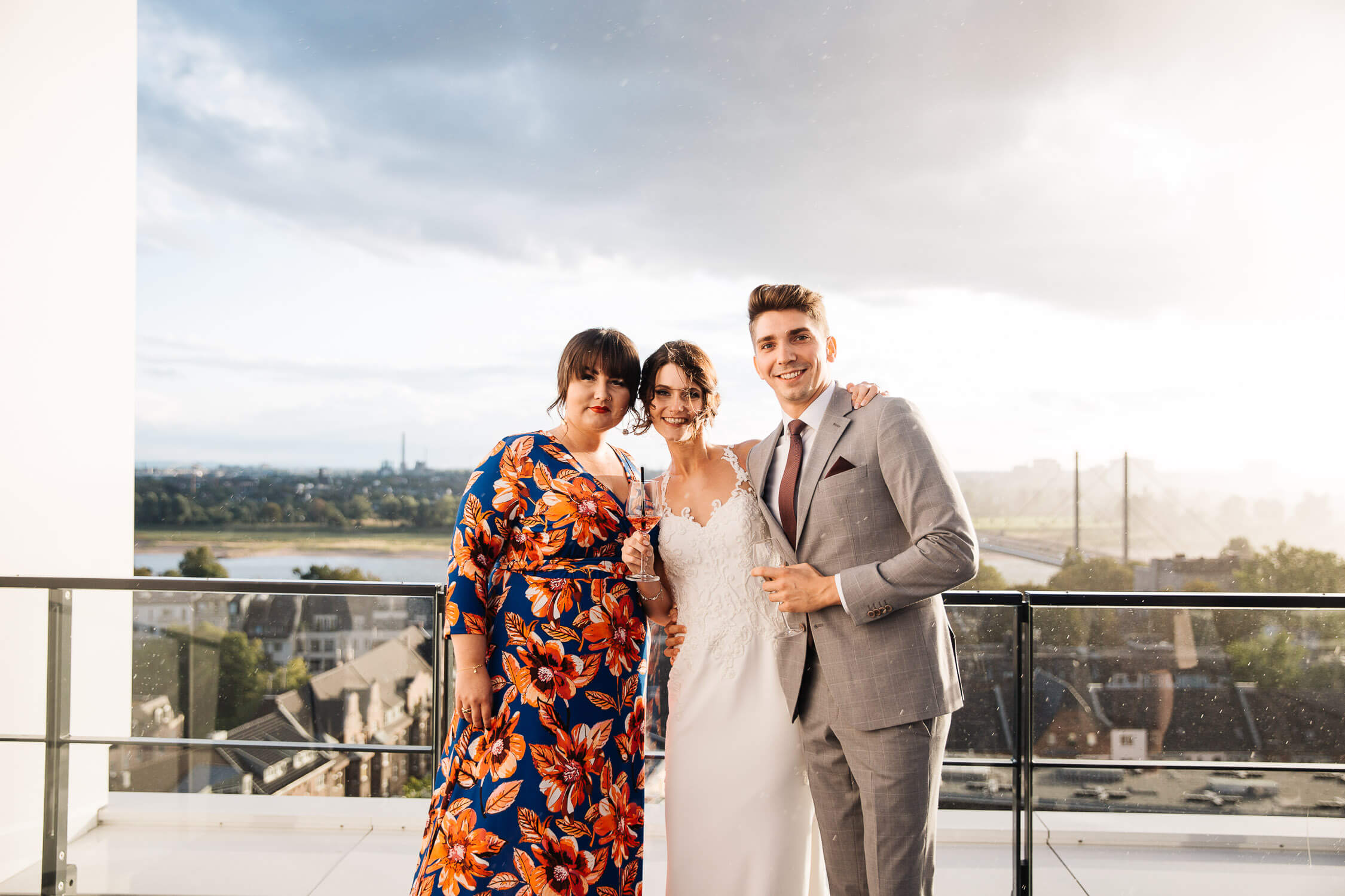 Nina Buschenhofen, Fotografie, Düsseldorf, Sturmfreie Bude, Hochzeitsreportage, Reportage, Hochzeit