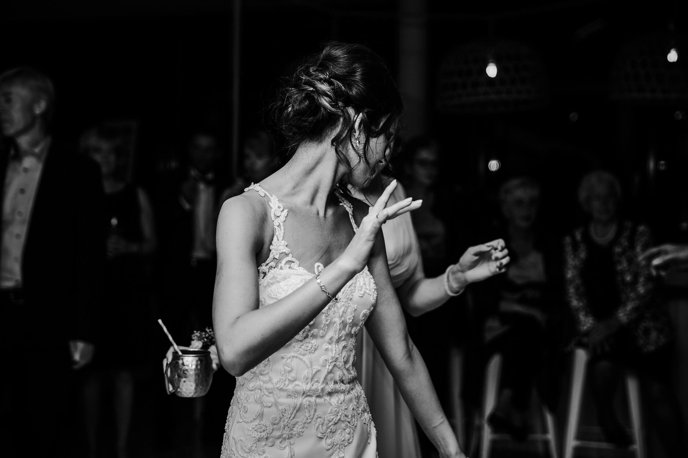 Nina Buschenhofen, Fotografie, Düsseldorf, Sturmfreie Bude, Hochzeitsreportage, Reportage, Hochzeit