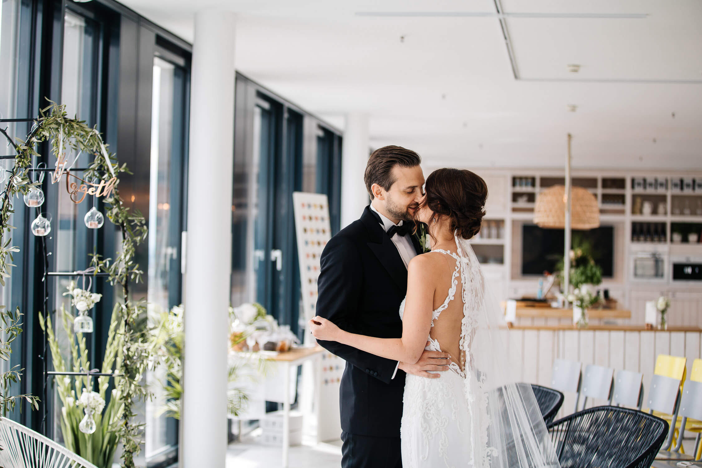 Nina Buschenhofen, Fotografie, Düsseldorf, Sturmfreie Bude, Hochzeitsreportage, Reportage, Hochzeit