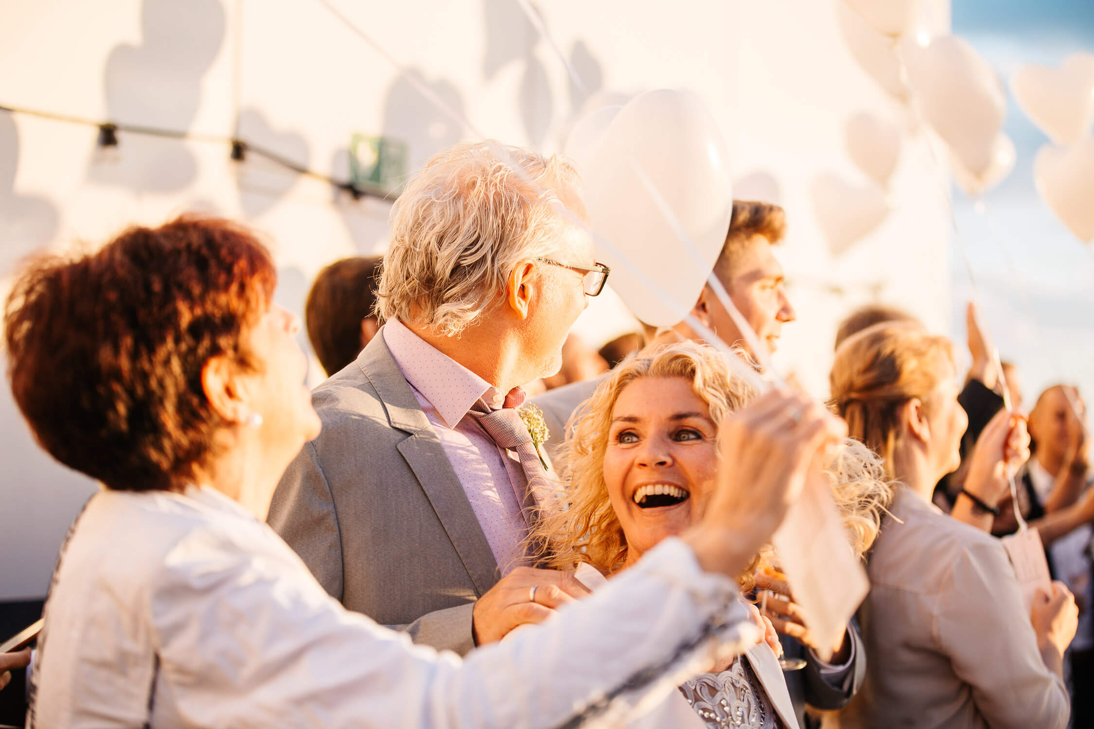 Nina Buschenhofen, Fotografie, Düsseldorf, Sturmfreie Bude, Hochzeitsreportage, Reportage, Hochzeit
