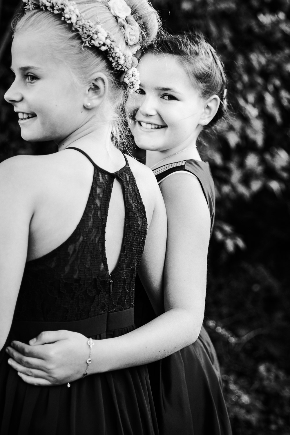 Nina-Buschenhofen-Reportage-Hochzeit-Hotel-Post-Wiehl-Köln-Fotografie-Scheune-Kirche-Vintage