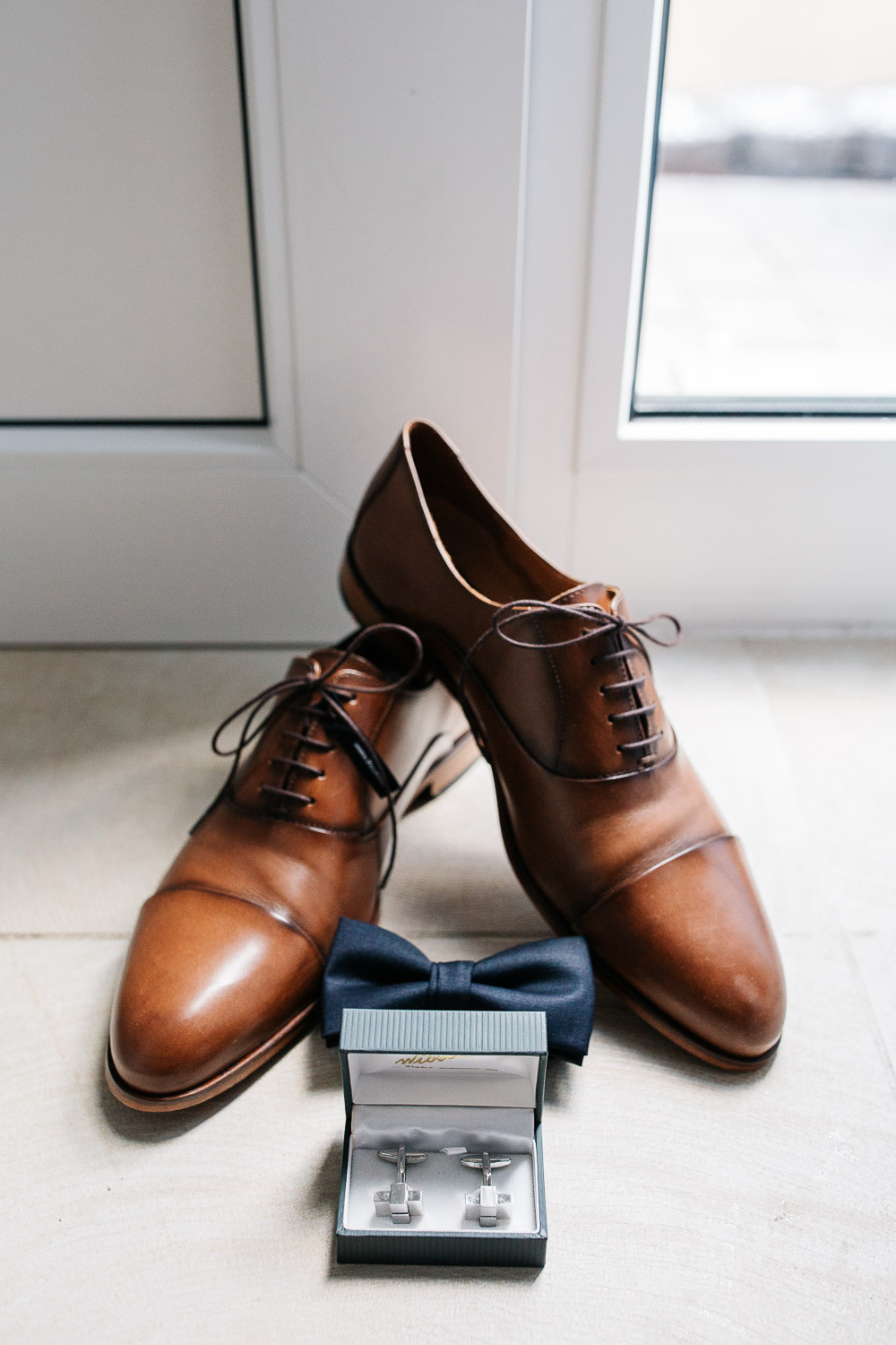Nina-Buschenhofen-Reportage-Hochzeit-Hotel-Post-Wiehl-Köln-Fotografie-Scheune-Kirche-Vintage