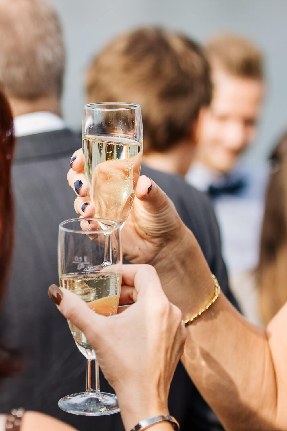 Nina Buschenhofen, Fotografie, Monheim, Rhein, Standesamt, Hochzeitsreportage, Reportage, Hochzeit, Sand, Meer