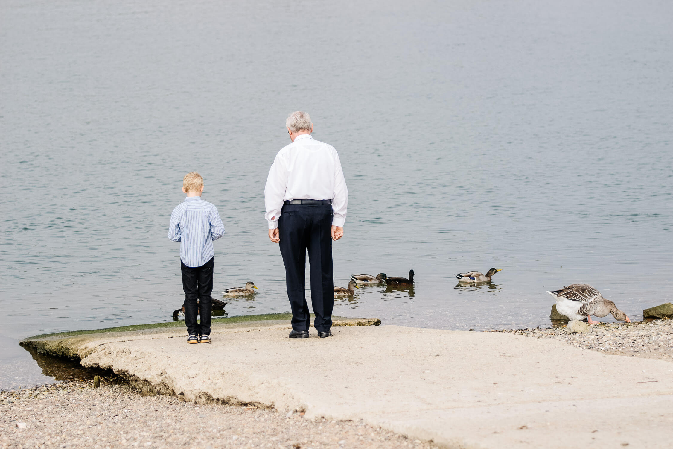 Nina Buschenhofen, Fotografie, Monheim, Rhein, Standesamt, Hochzeitsreportage, Reportage, Hochzeit, Sand, Meer
