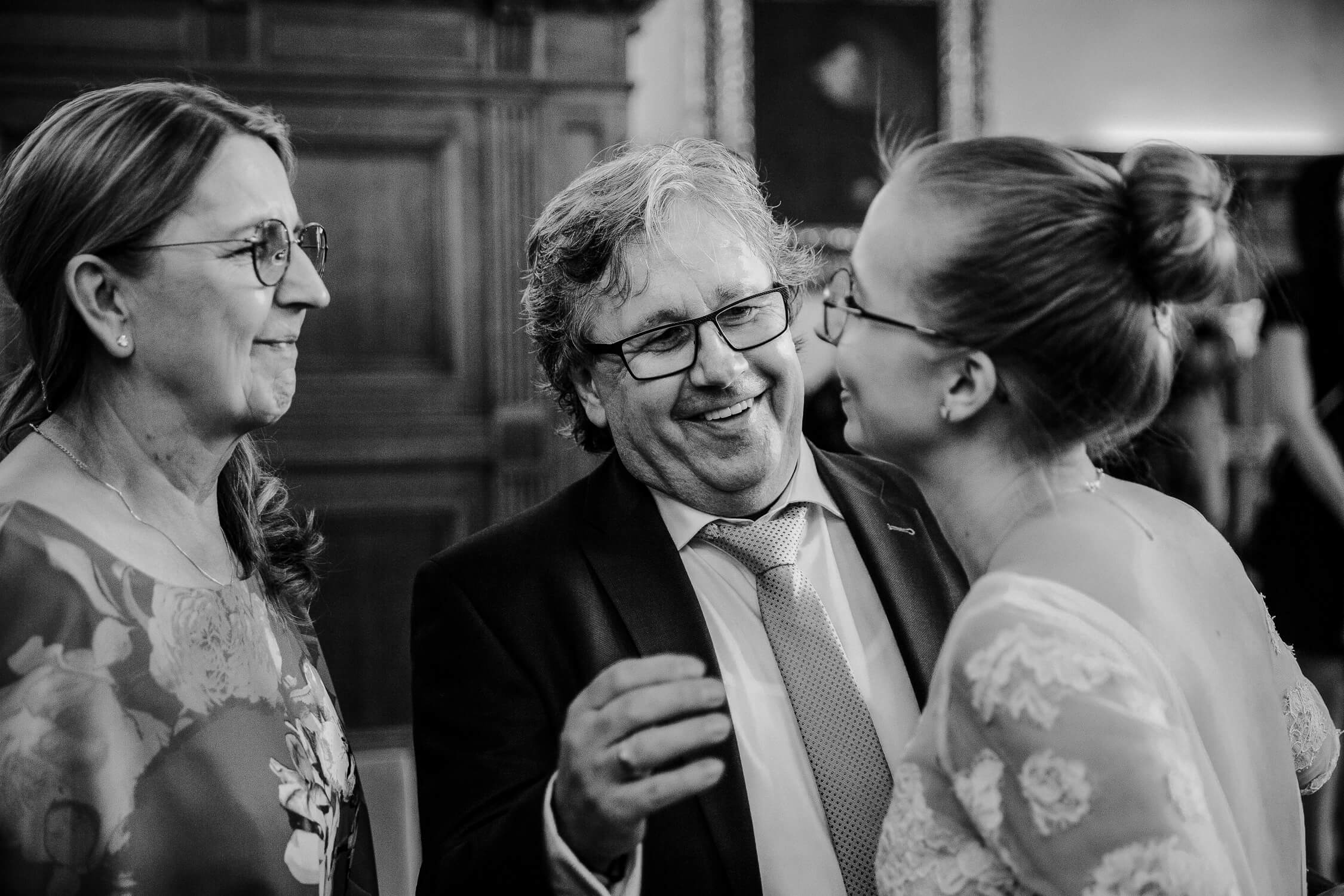 Steigenberger, Düsseldorf, Hochzeitsreportage, Hochzeit, Standesamt, Inselstraße, Report, Hochzeitsfotograf, Hofgarten