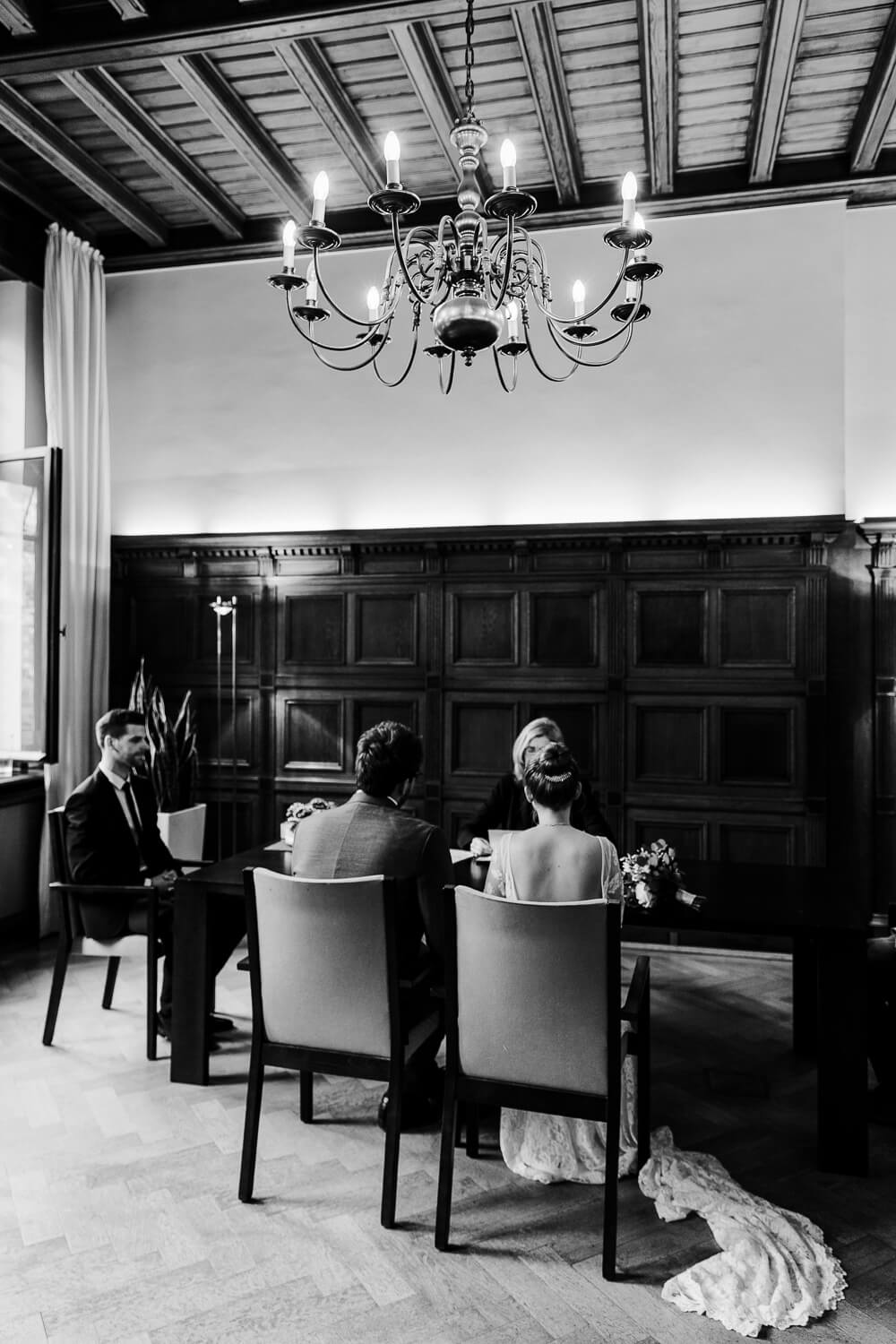 Steigenberger, Düsseldorf, Hochzeitsreportage, Hochzeit, Standesamt, Inselstraße, Report, Hochzeitsfotograf, Hofgarten