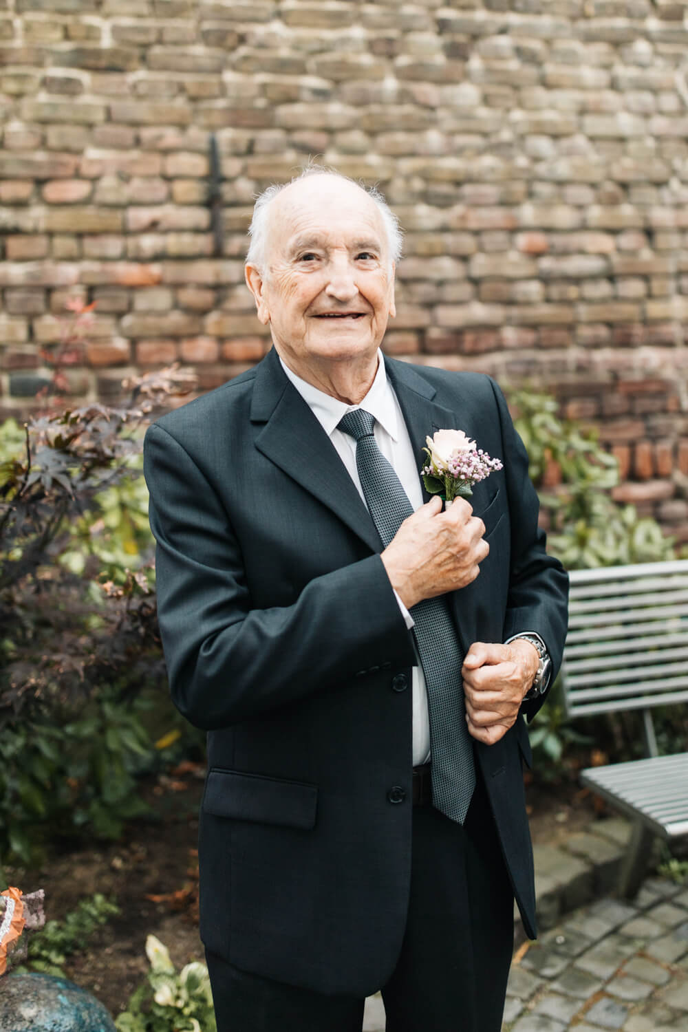 Standesamt, Krefeld, Garten, Freie Trauung, Hochzeitsreportage, Hochzeit, Hochzeitsfotograf, Reportage, Nina Buschenhofen, Liebe, Hochzeitsfotografie