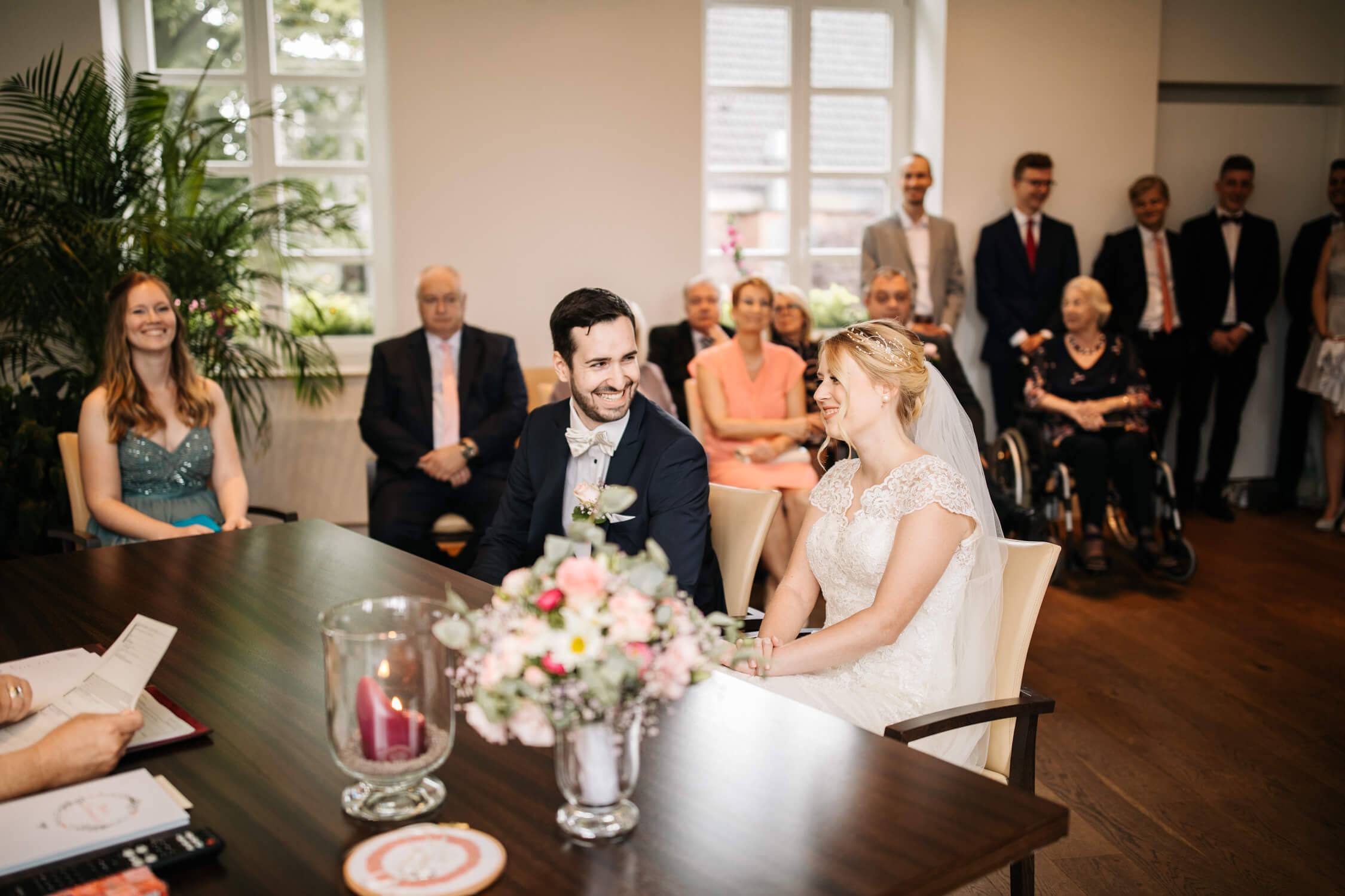 Standesamt, Krefeld, Garten, Freie Trauung, Hochzeitsreportage, Hochzeit, Hochzeitsfotograf, Reportage, Nina Buschenhofen, Liebe, Hochzeitsfotografie