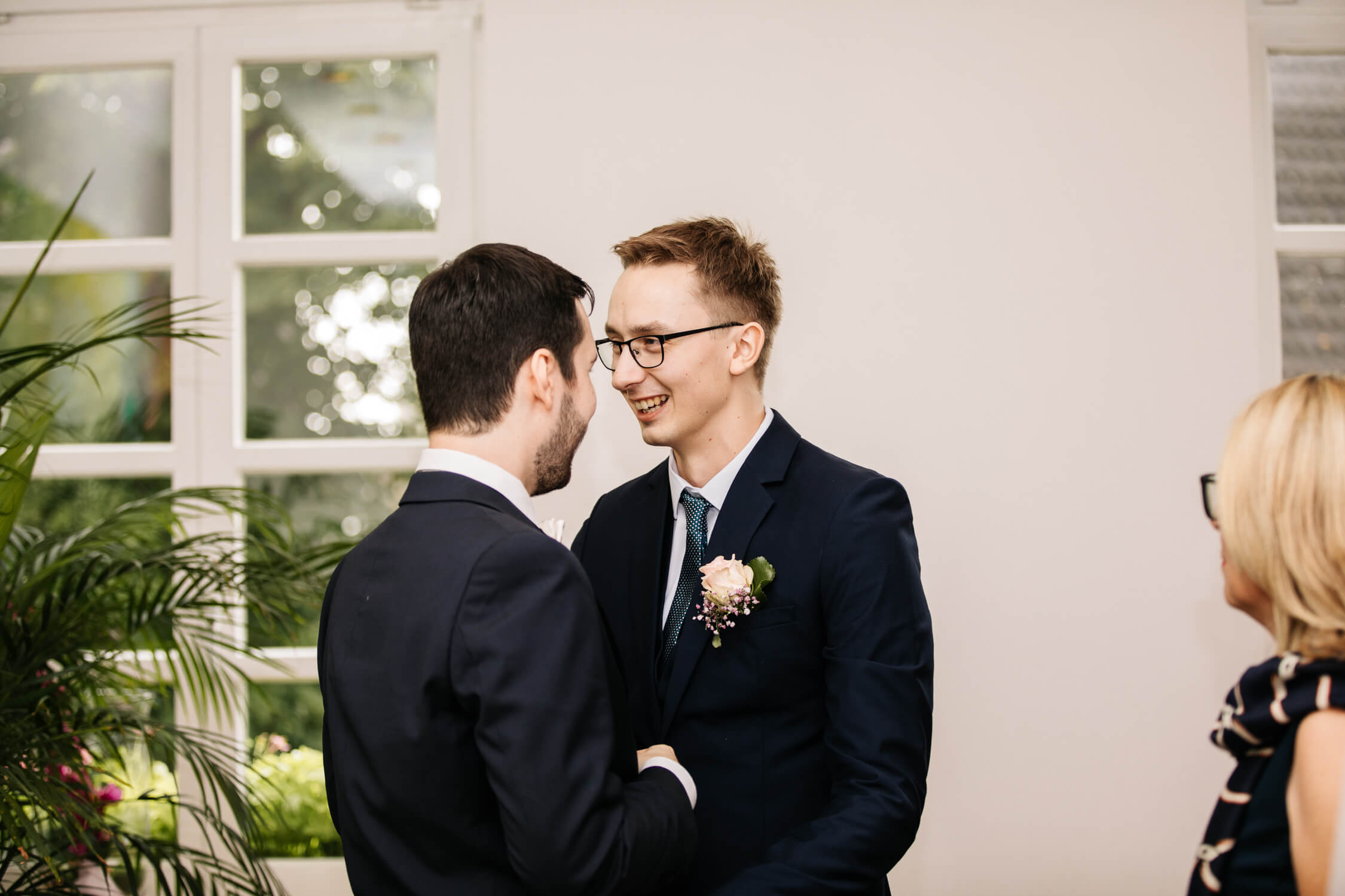 Standesamt, Krefeld, Garten, Freie Trauung, Hochzeitsreportage, Hochzeit, Hochzeitsfotograf, Reportage, Nina Buschenhofen, Liebe, Hochzeitsfotografie