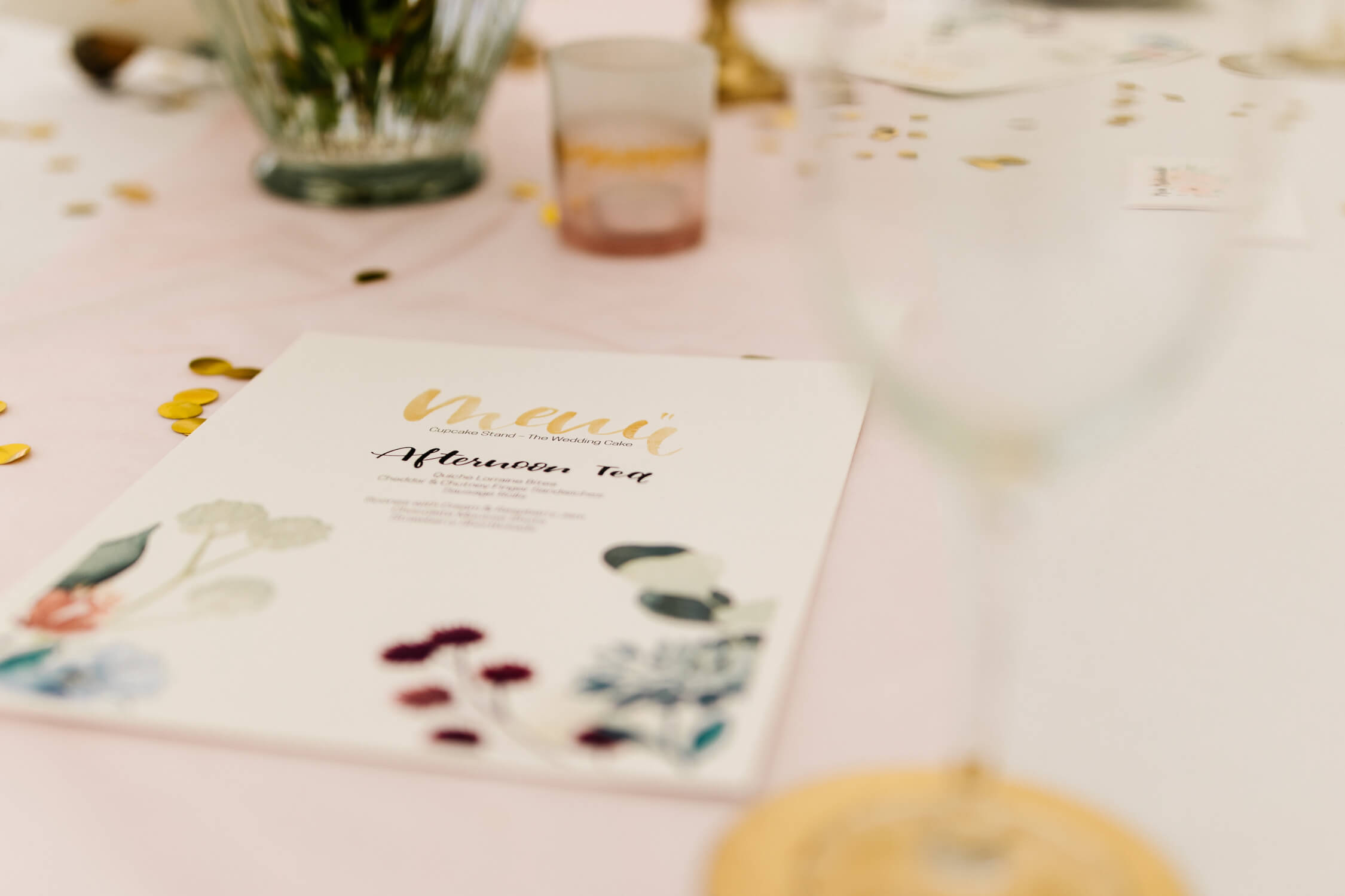 Standesamt, Krefeld, Garten, Freie Trauung, Hochzeitsreportage, Hochzeit, Hochzeitsfotograf, Reportage, Nina Buschenhofen, Liebe, Hochzeitsfotografie