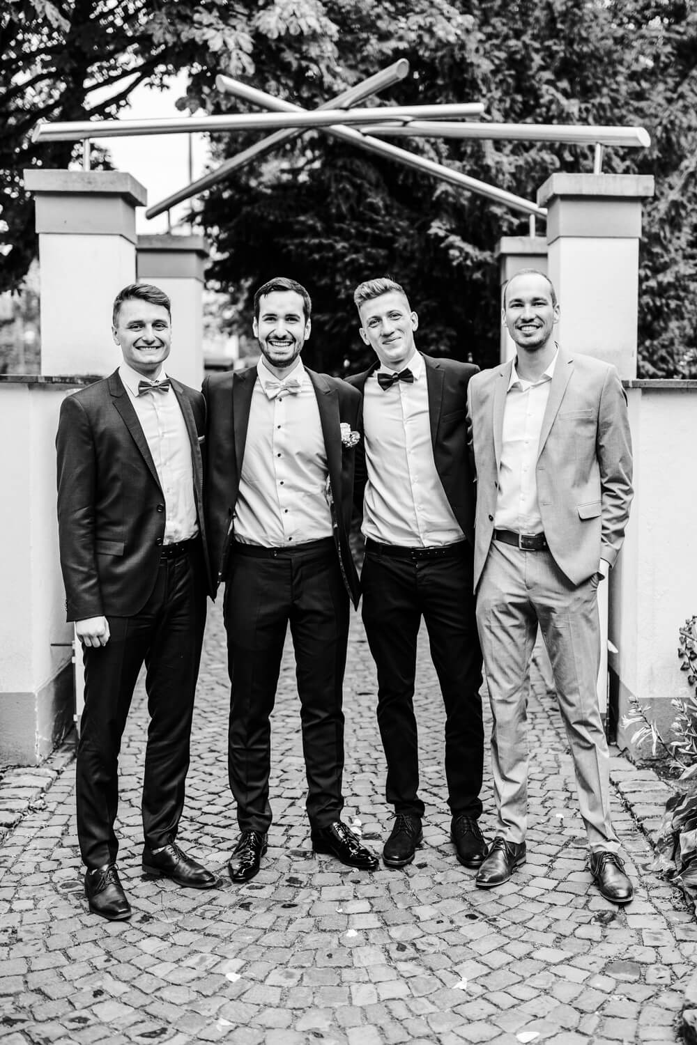 Standesamt, Krefeld, Garten, Freie Trauung, Hochzeitsreportage, Hochzeit, Hochzeitsfotograf, Reportage, Nina Buschenhofen, Liebe, Hochzeitsfotografie