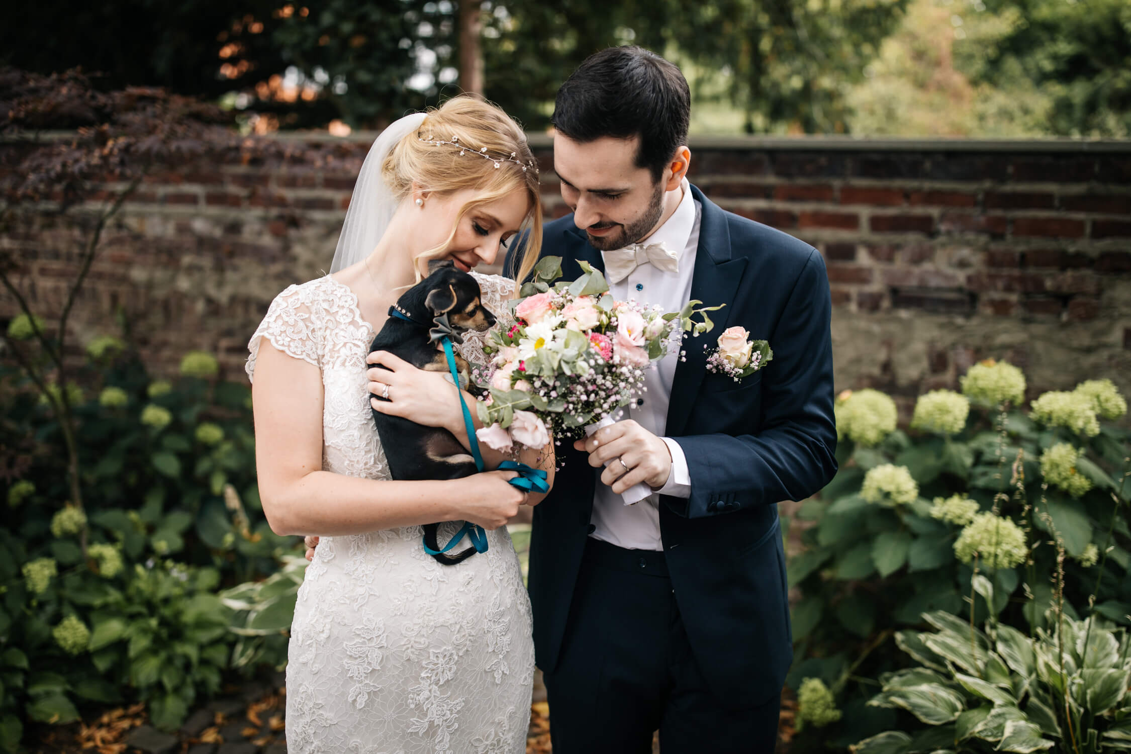 Standesamt, Krefeld, Garten, Freie Trauung, Hochzeitsreportage, Hochzeit, Hochzeitsfotograf, Reportage, Nina Buschenhofen, Liebe, Hochzeitsfotografie