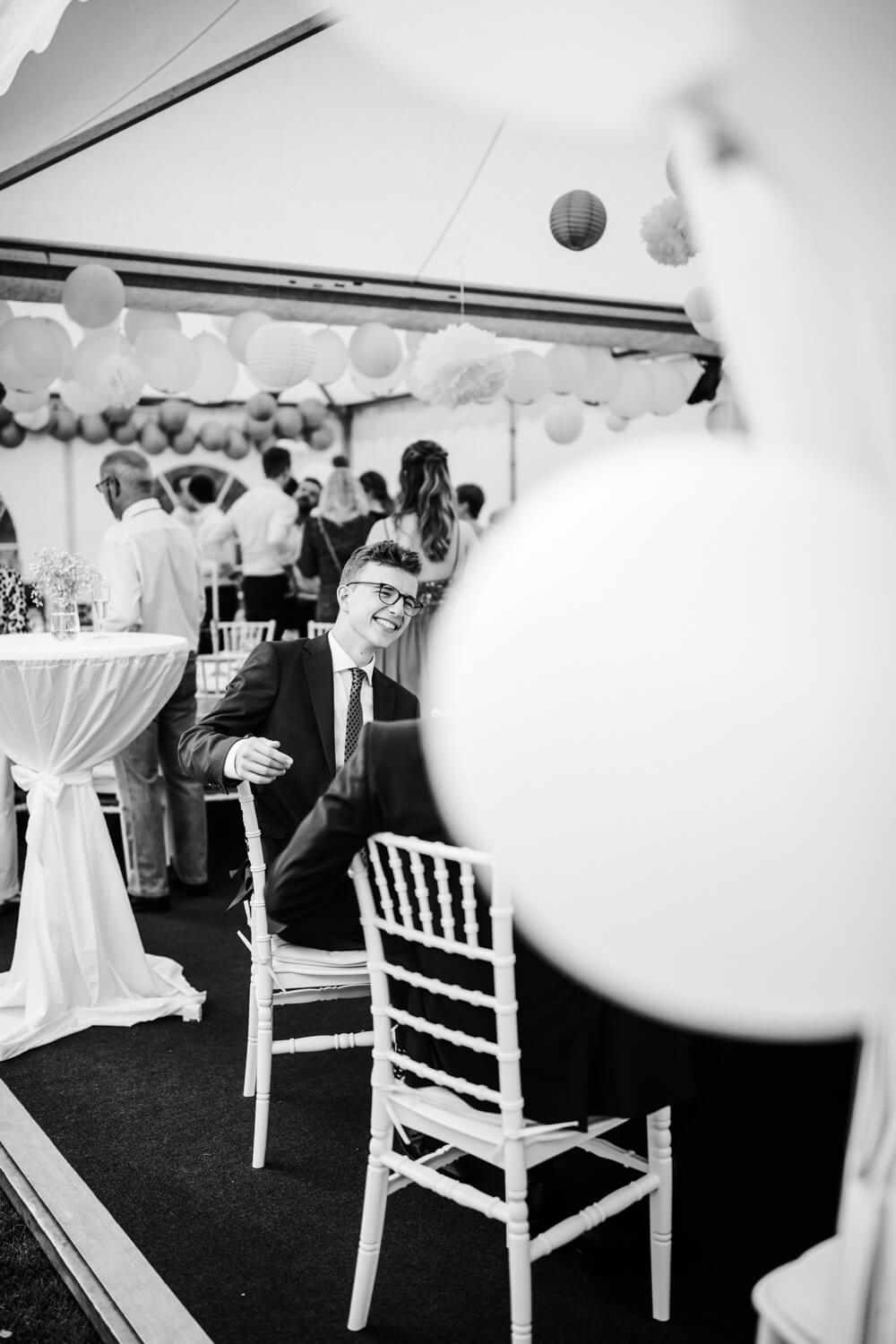 Standesamt, Krefeld, Garten, Freie Trauung, Hochzeitsreportage, Hochzeit, Hochzeitsfotograf, Reportage, Nina Buschenhofen, Liebe, Hochzeitsfotografie