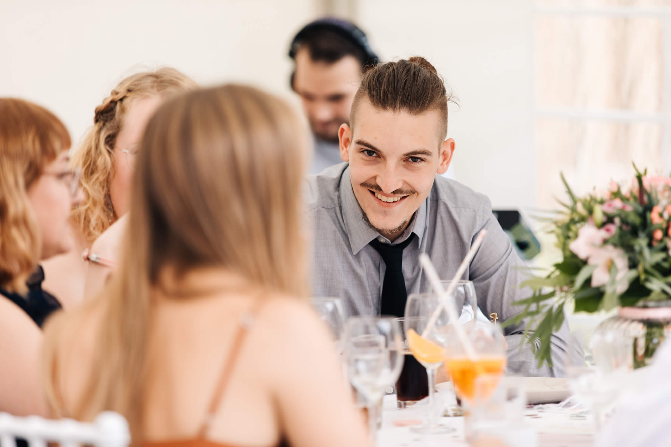 Standesamt, Krefeld, Garten, Freie Trauung, Hochzeitsreportage, Hochzeit, Hochzeitsfotograf, Reportage, Nina Buschenhofen, Liebe, Hochzeitsfotografie