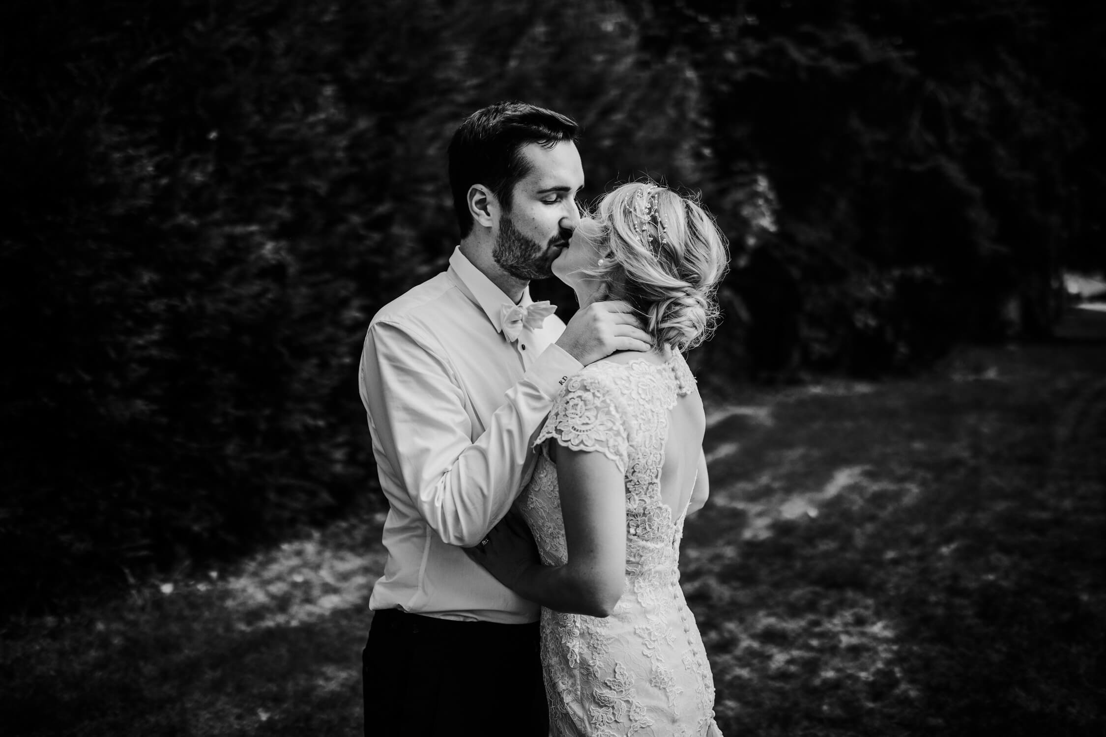 Standesamt, Krefeld, Garten, Freie Trauung, Hochzeitsreportage, Hochzeit, Hochzeitsfotograf, Reportage, Nina Buschenhofen, Liebe, Hochzeitsfotografie