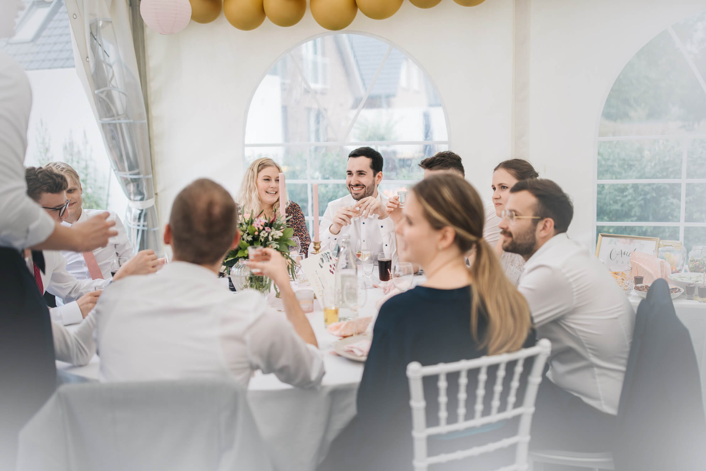 Standesamt, Krefeld, Garten, Freie Trauung, Hochzeitsreportage, Hochzeit, Hochzeitsfotograf, Reportage, Nina Buschenhofen, Liebe, Hochzeitsfotografie