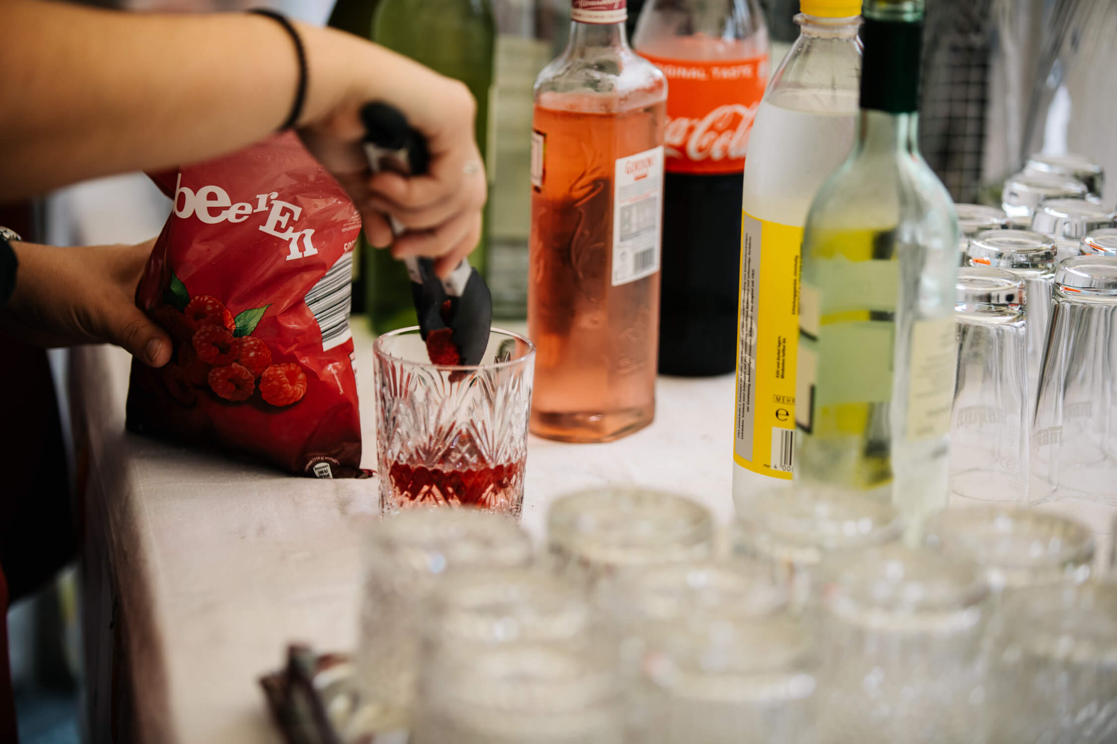 Standesamt, Krefeld, Garten, Freie Trauung, Hochzeitsreportage, Hochzeit, Hochzeitsfotograf, Reportage, Nina Buschenhofen, Liebe, Hochzeitsfotografie