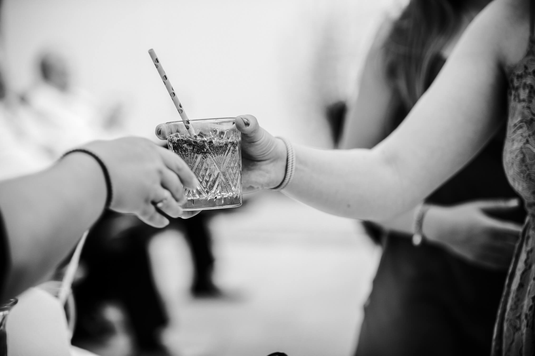 Standesamt, Krefeld, Garten, Freie Trauung, Hochzeitsreportage, Hochzeit, Hochzeitsfotograf, Reportage, Nina Buschenhofen, Liebe, Hochzeitsfotografie