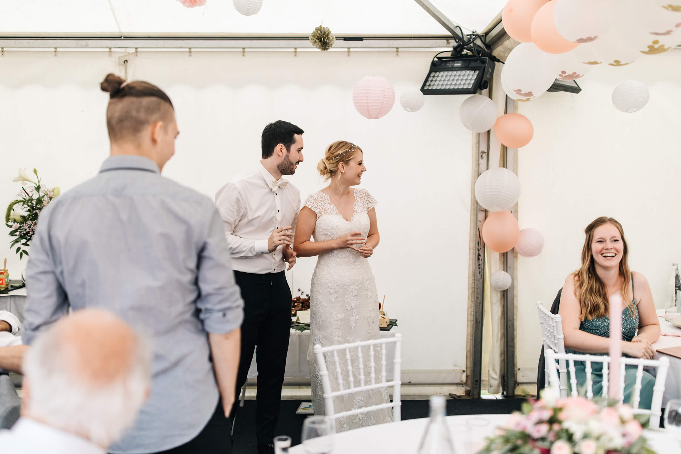 Standesamt, Krefeld, Garten, Freie Trauung, Hochzeitsreportage, Hochzeit, Hochzeitsfotograf, Reportage, Nina Buschenhofen, Liebe, Hochzeitsfotografie