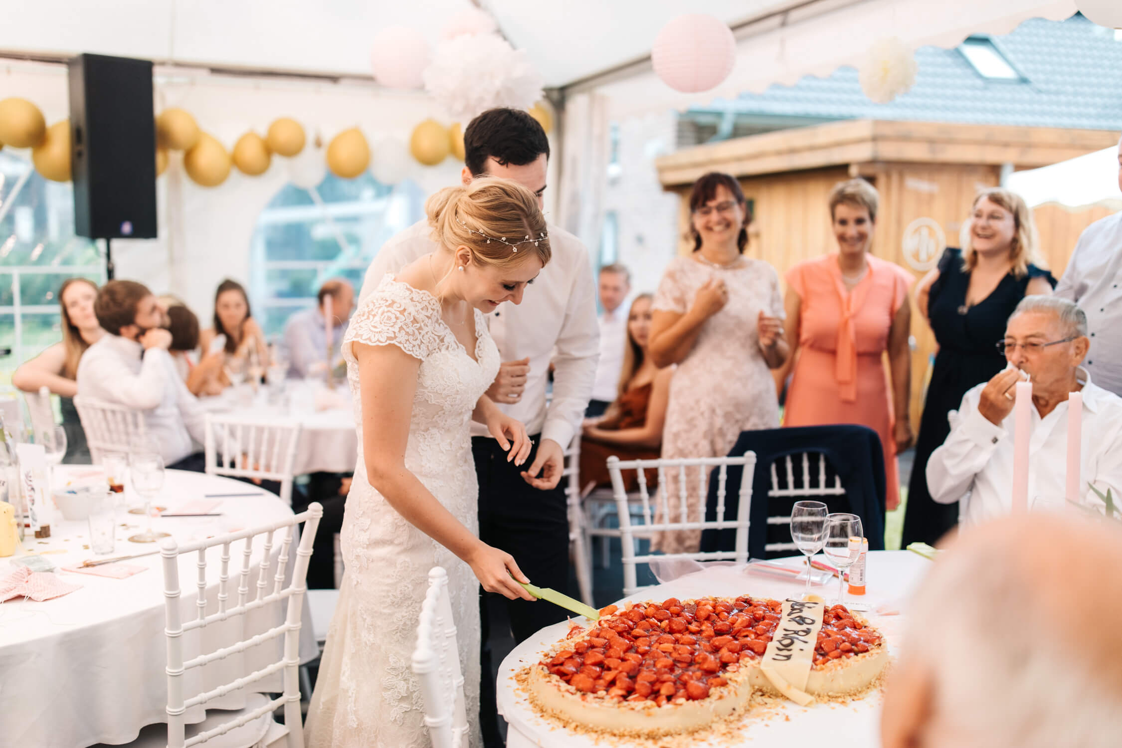 Standesamt, Krefeld, Garten, Freie Trauung, Hochzeitsreportage, Hochzeit, Hochzeitsfotograf, Reportage, Nina Buschenhofen, Liebe, Hochzeitsfotografie